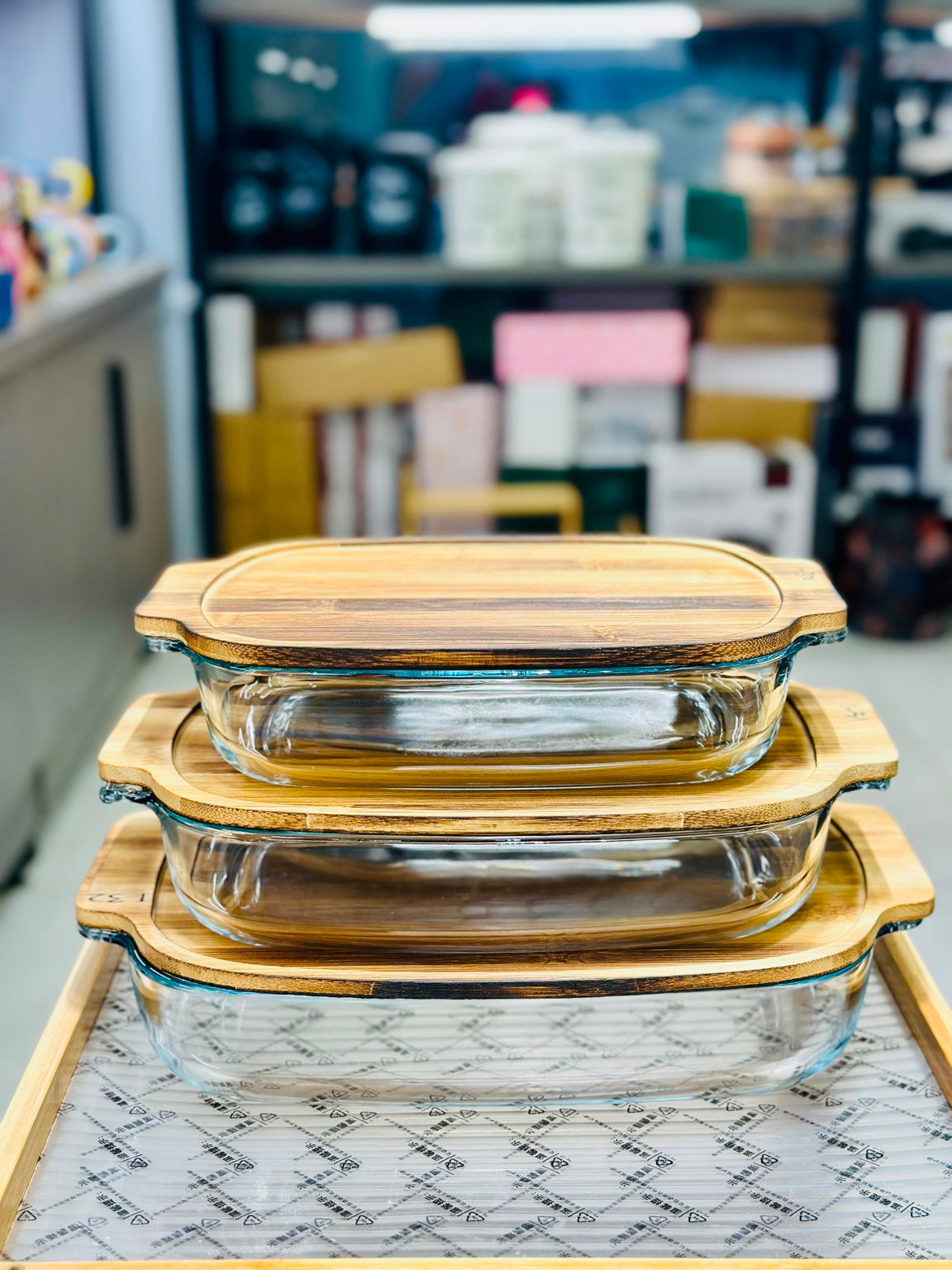 Walnut Wood Lid Glass Serving Dish – 3 Sizes